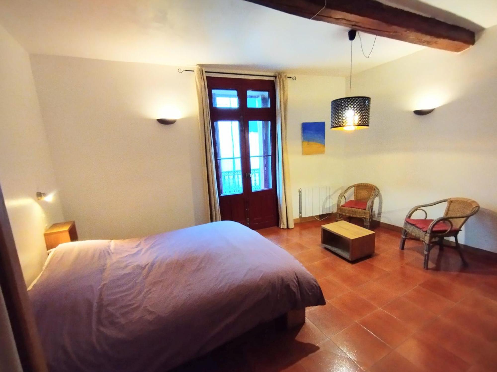 Les Studios De St Guilhem Сен-Гийём-ле-Дезер Экстерьер фото